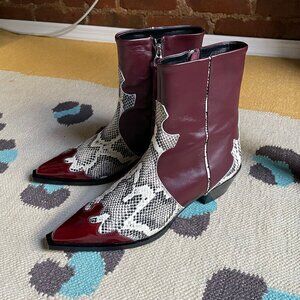 NWOT Aeyde Red Leather Snakeskin Print Hester Port Cowboy Ankle Boots EU 40 US 9